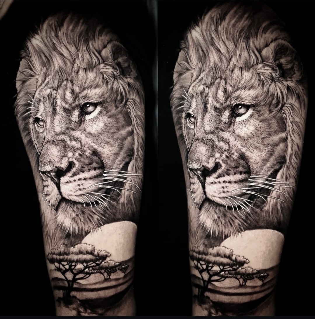 Tatuaje de realismo de un león